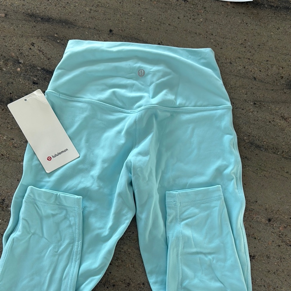 lululemon athletica women’s Light Blue Leggings HEAVY!! BRAND NEW!